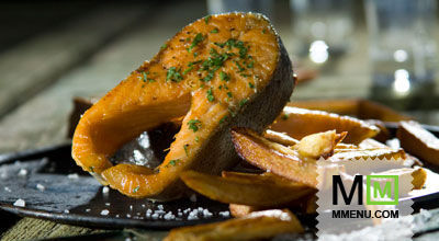 Стейки из лосося с пряностями и бальзамическим уксусом