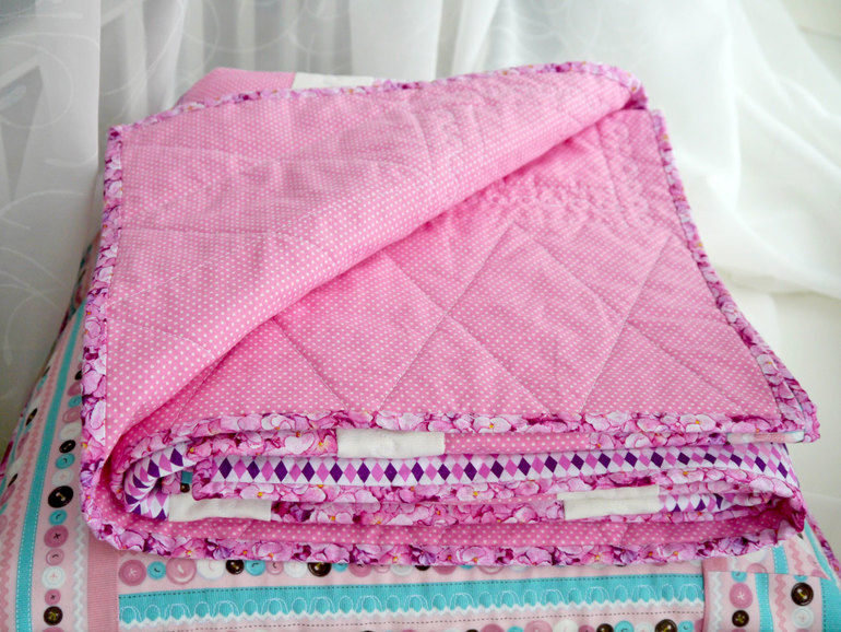 Нежный комплект для вашей принцессы.