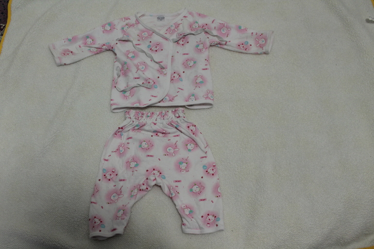 Одежда б/у для девочки 0-12 мес, Мск, почта. Carters, Next, Prenatal, MotherCare, Disney, другие