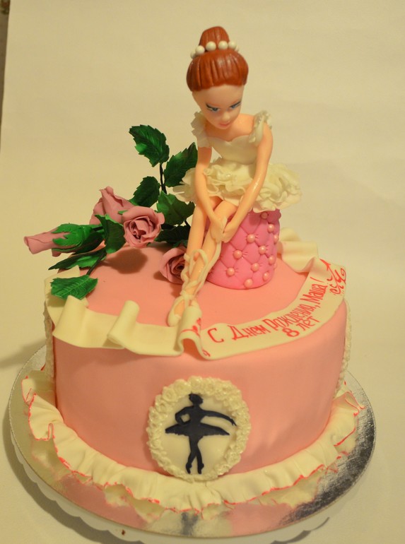 Торт для маленькой балерины