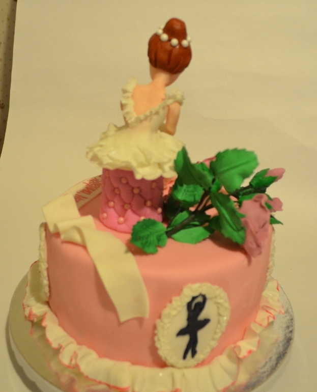 Торт для маленькой балерины