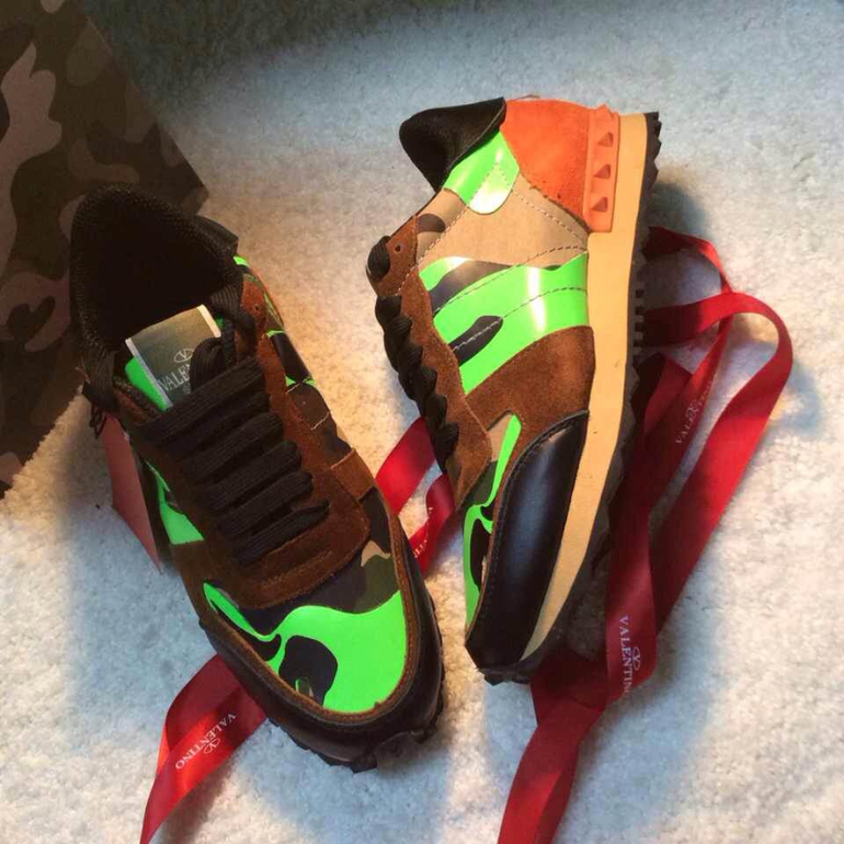 Кроссы Valentino