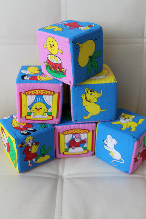 Обзор игрушек 0-6 мес.Очень много фото!