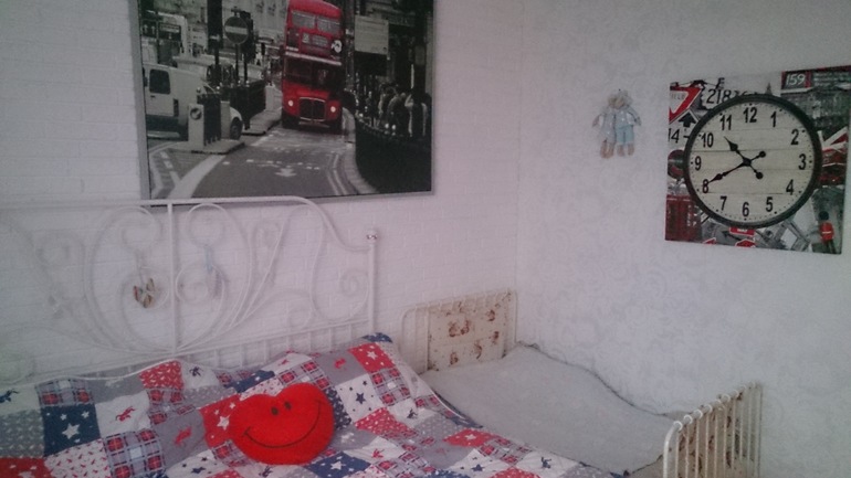 Комната старшего сына начало (временно наша спальня)