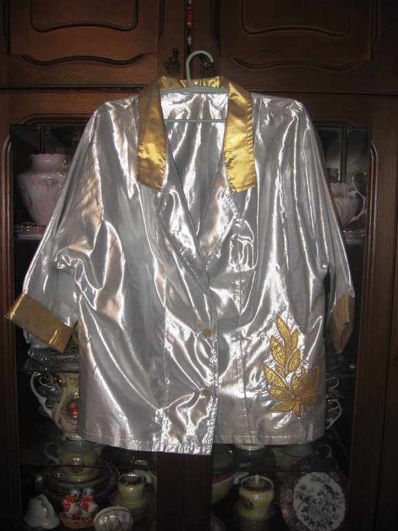 Пиджак из парчи 52-54размер