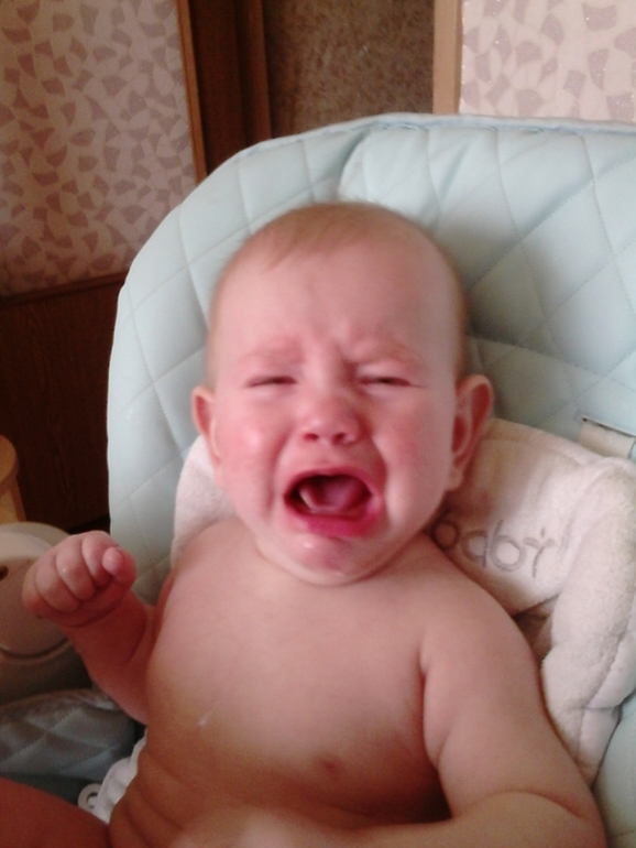 Первые зубы...