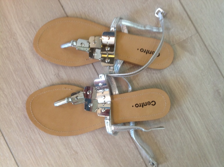 Шлепки летние новые