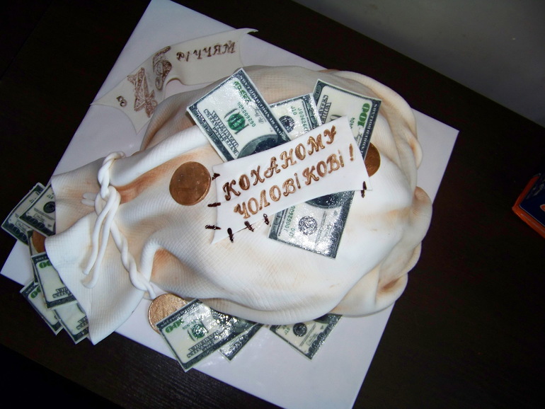 Тортики для мужчин (роспись пищевыми красками)