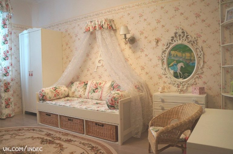 Прошу помощи расстановки мебели в детской для двух девочек