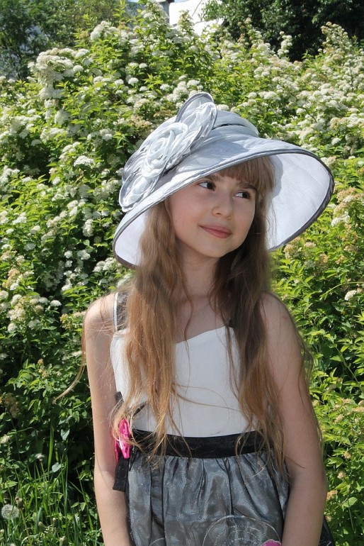 Доченька- цветочек))