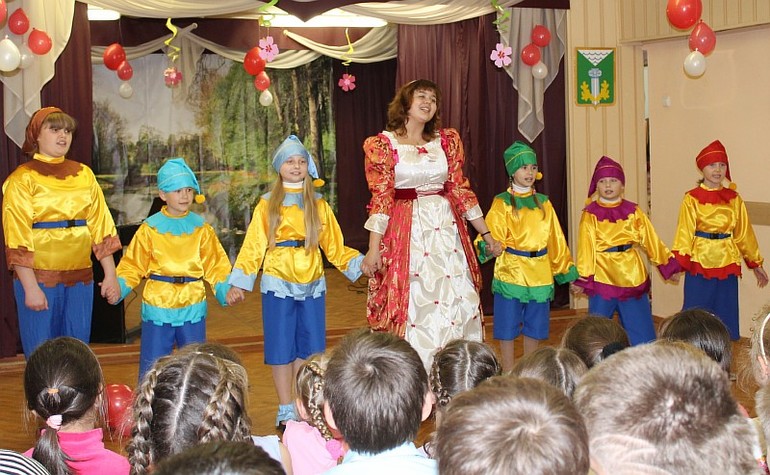 Отчётный концерт в Доме творчества 19.05.14