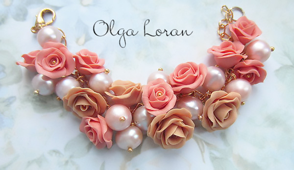 И еще украшения, браслеты, серьги и колье!