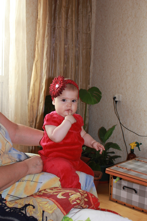 Немного интресных фото, как говорится домашних)))) с 1 по 8 мес