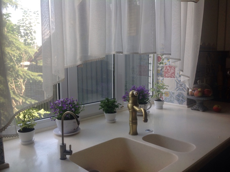 Кусочек прованса на подоконнике