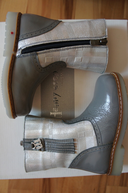 сапожки тёплые хепистеп , 23р-р, 2000. Москва