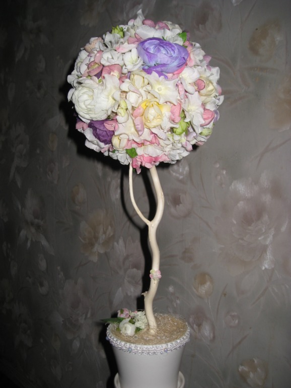 первое дерево...