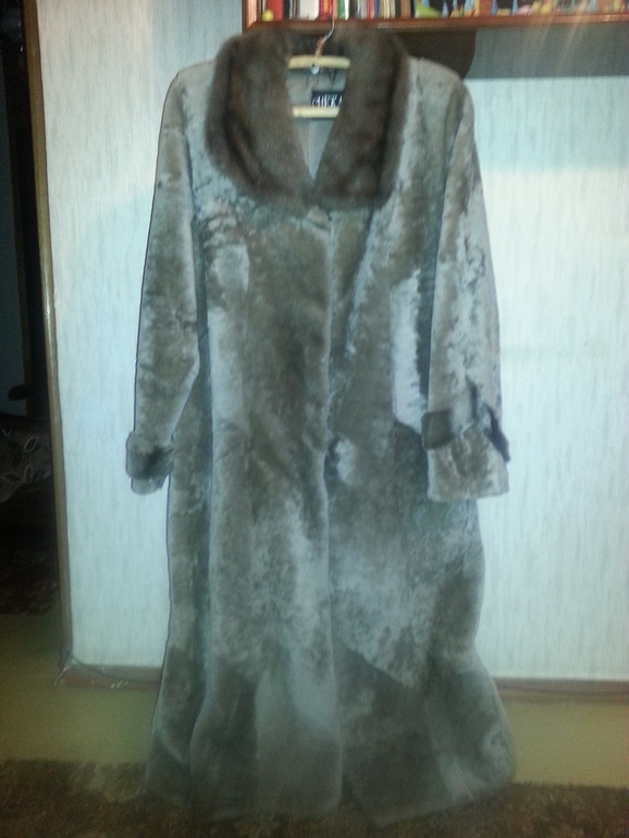 Шуба мутон 10 т. р