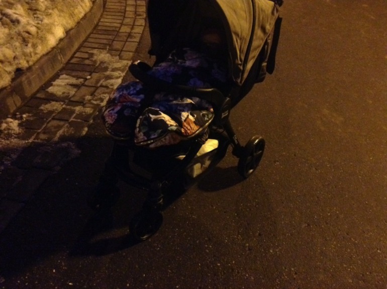 Мое чудо в перьях или покупка Britax b-agile + доработка подножки.