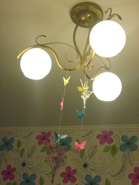 Детская для девочки(перепланировка одной комнаты в две).Исправилась с фото