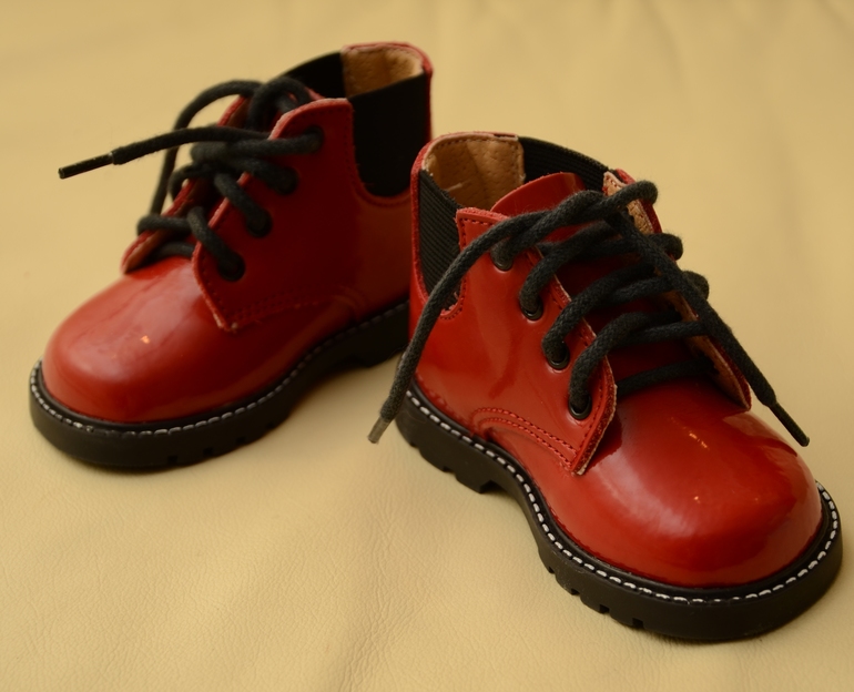 Очень красивая брендовая детская обувь!!!! СУПЕР ПРЕДЛОЖЕНИЕ!!! р.18-19