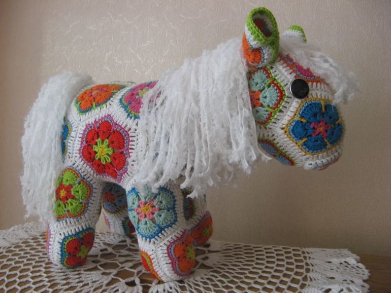 Я люблю свою лошадку...