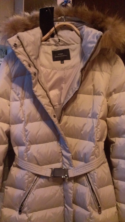 Девоньки!!!, Продаю новую курточку, Остин, 46 р-р