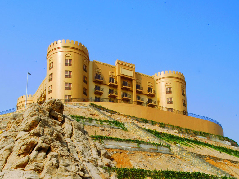 ОАЭ. Golden Tulip Khatt Springs Resort & Spa 5*