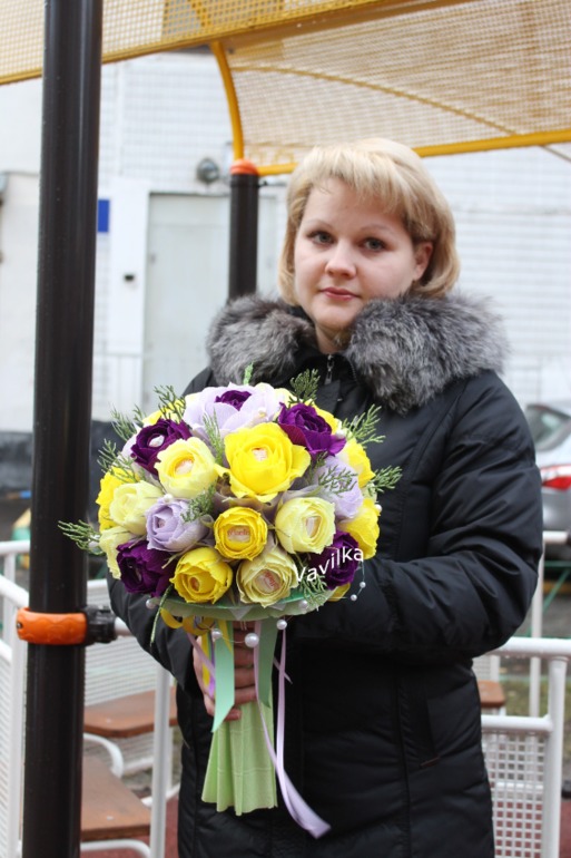 Большущий ручной и капля новогоднего!