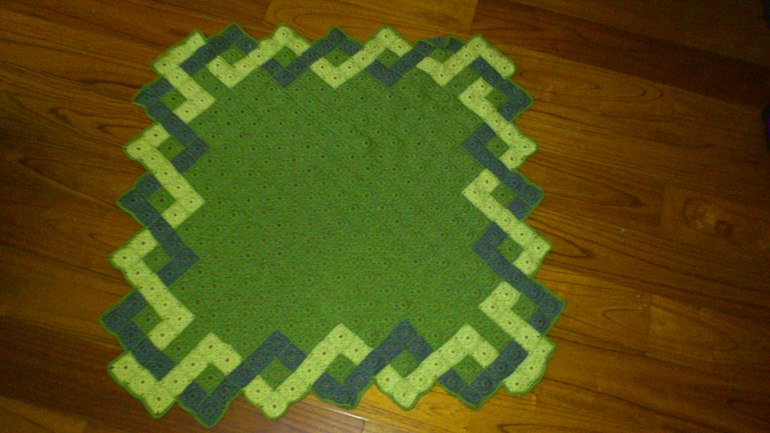 Зеленый пледик в коляску