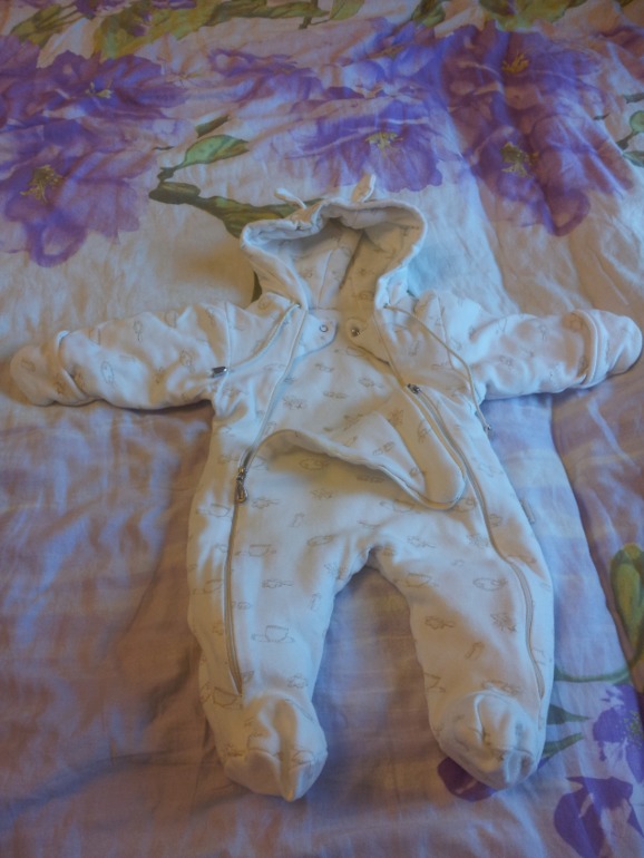Продам одежду для малыша.