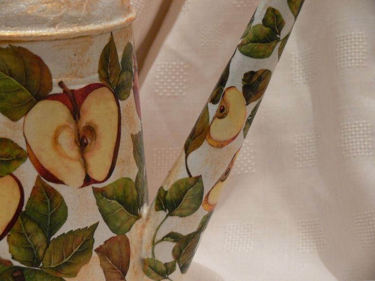 Лейка" Яблонька"