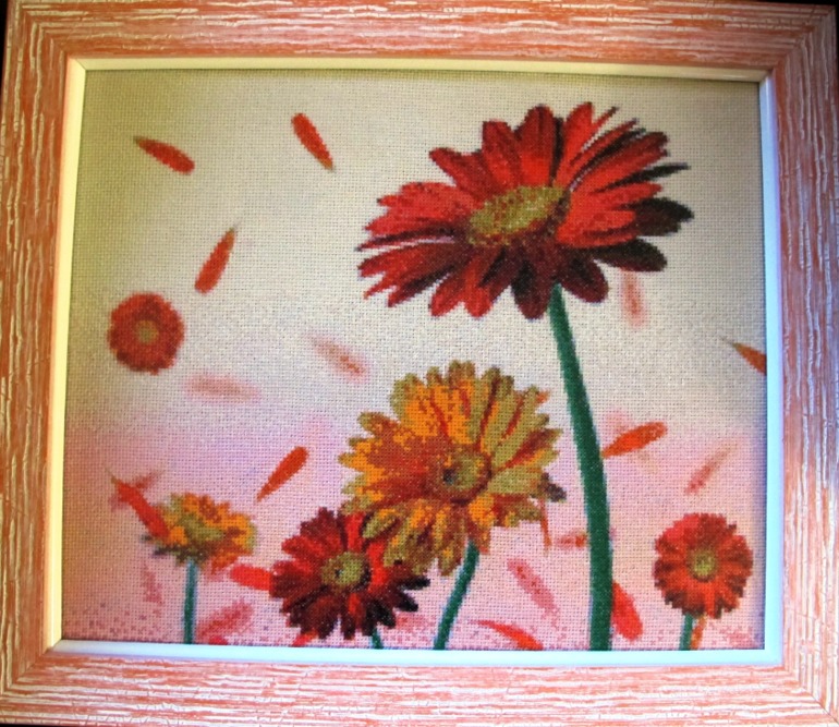 пожалуй тоже покажу результаты своей страсти к вышиванию))