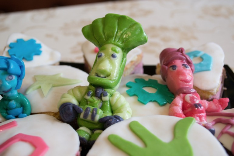 Мой первый опыт работы с мастикой.