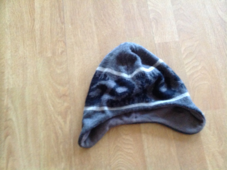 Продам 2 шапки Reimа на мальчика на объем головы 50 по 100