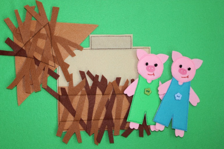 Три поросёнка.