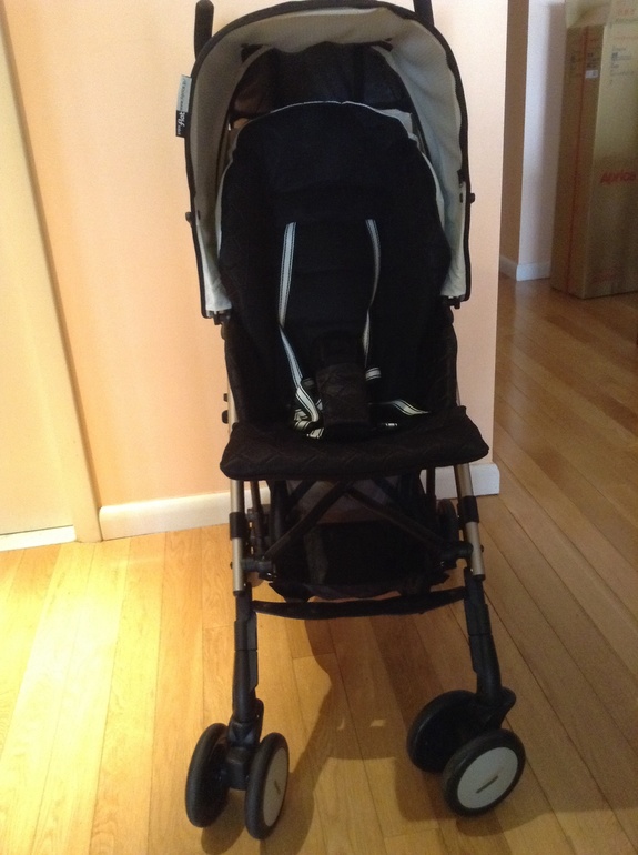 APRICA STICK FLAT- трость для новорожденных