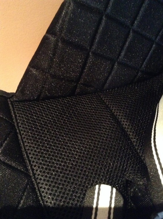 APRICA STICK FLAT- трость для новорожденных