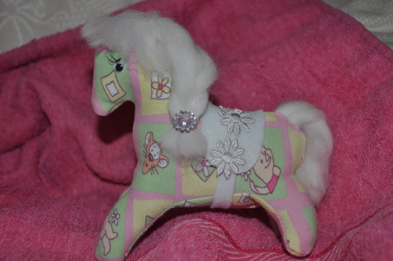 скачи, скачи, мой поник