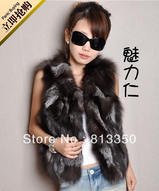 Пристраиваю безрукавку , мех лисы.