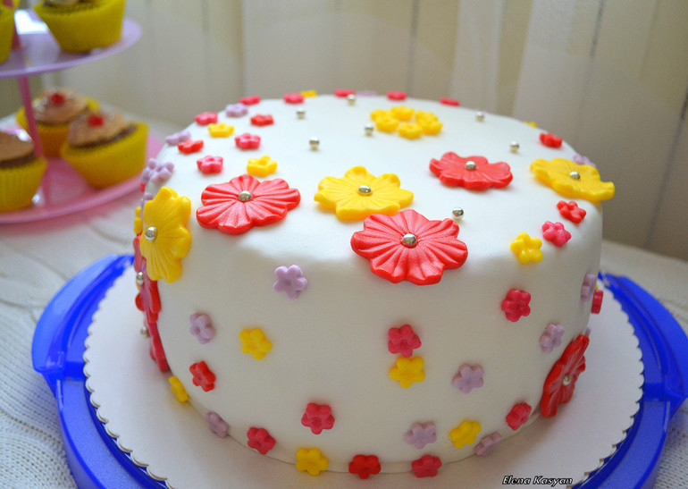 Мой "мастичный первенец")))