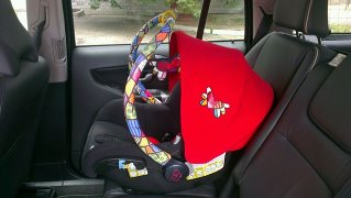 Эксклюзивное автокресло Maxi-Cosi Britto c базой