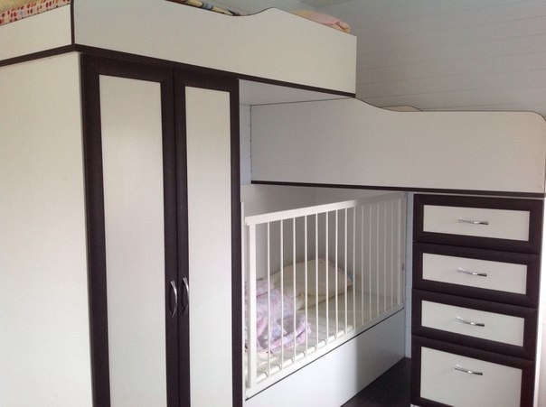 Наша кровать для трех детей.