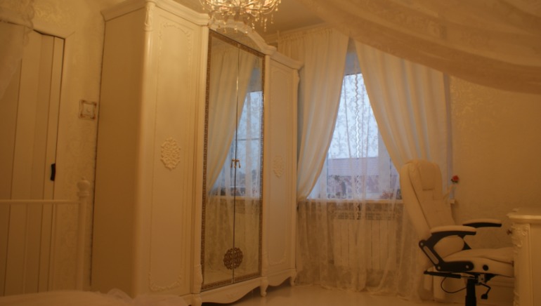 Деткая для девочки.Белая!