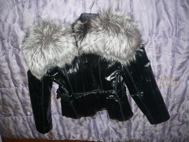 Шикарная кожаная (угорь) курка утепленная 46-48р 27000