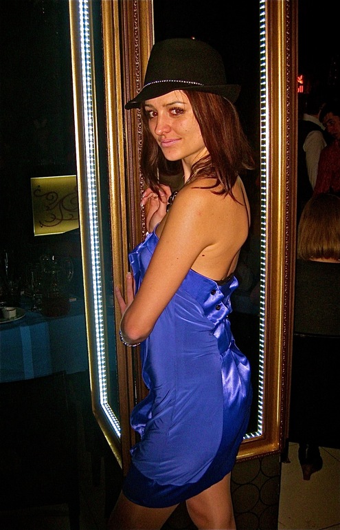 8806eaa10688ab1d5b3d420e0015be4c.jpg