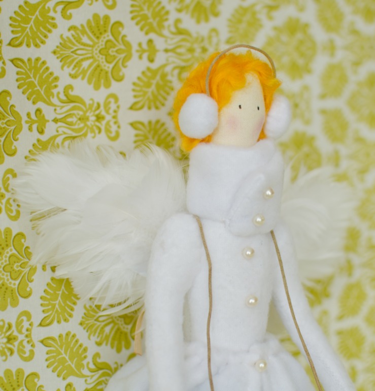 Тильда на коньках