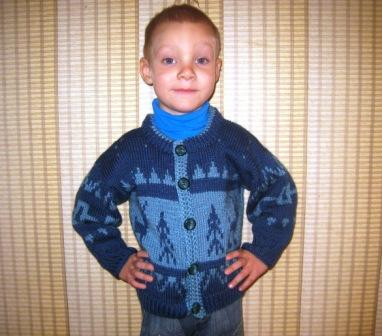 Кофта с оленями, котожилет и свитр- зебра для сына