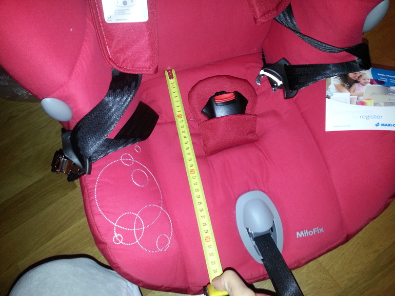 Автокресло Maxi cosi Milofix от рождения до 18 кг.