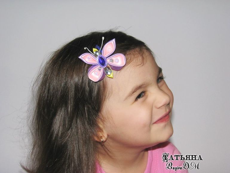 Маки и бабочки