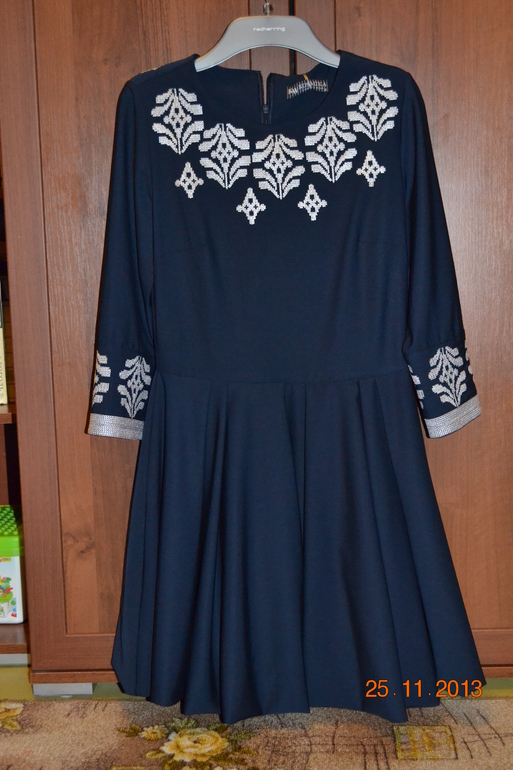 Платье на корпоратив.